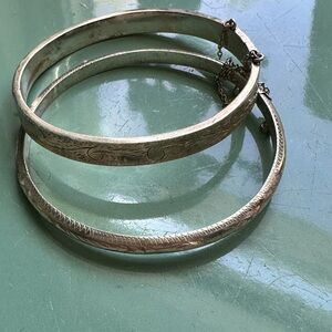 Elegant Silver Bangle Set